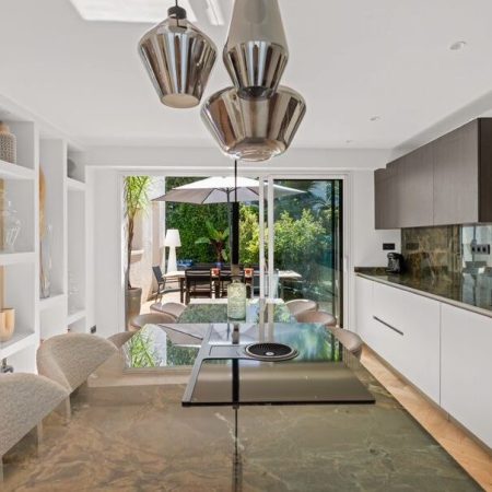 Carrousel image rénovation accueil Le Cannet